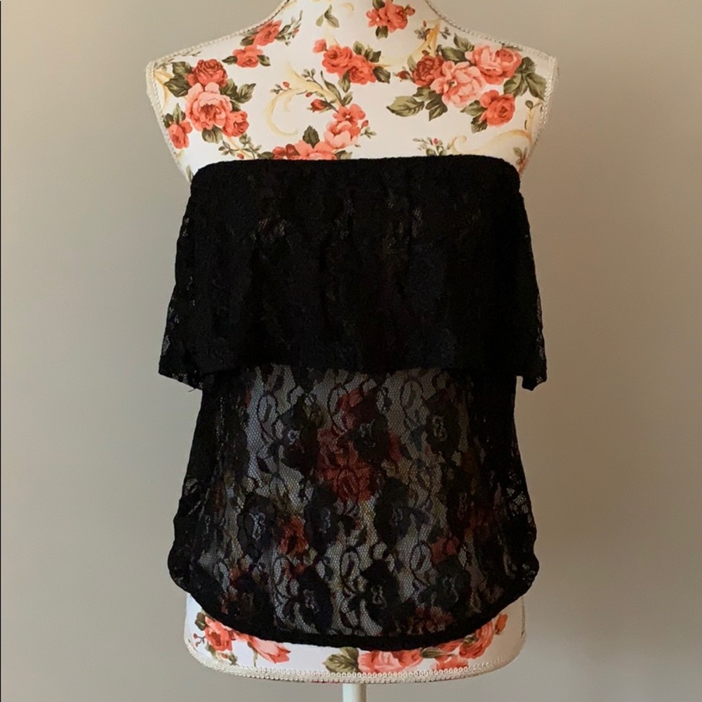 Forever 21 Lace Strapless Top